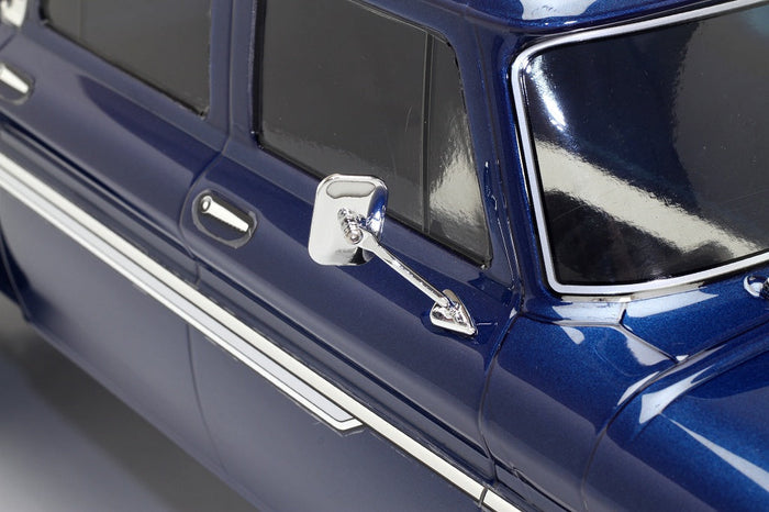 CD0922 Sicario Blue Galaxy body cab detail