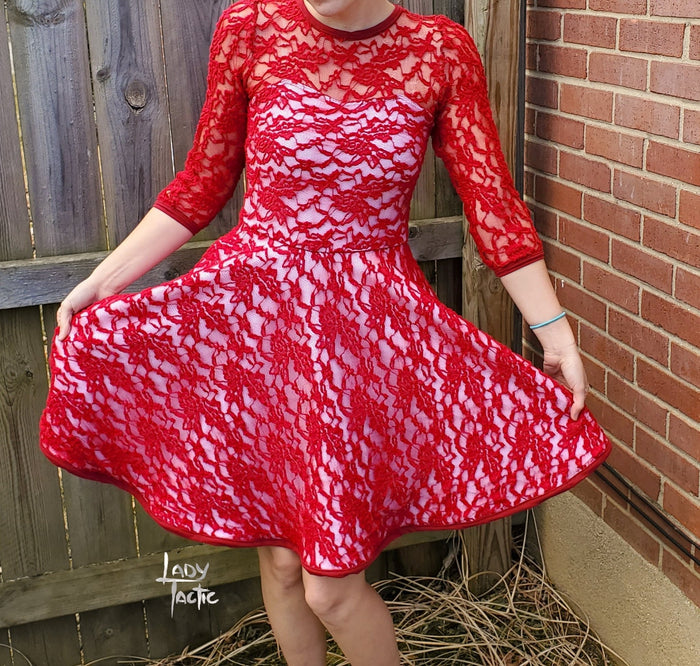 "Chain Flowers" in Flamingo. Stretch Lace. SL-109-PNK. - Boho Fabrics