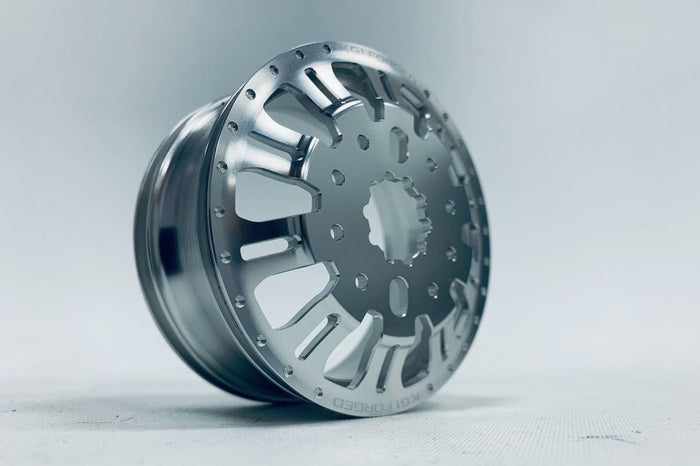 CEN CKD0652 silver rear dually wheel view 2