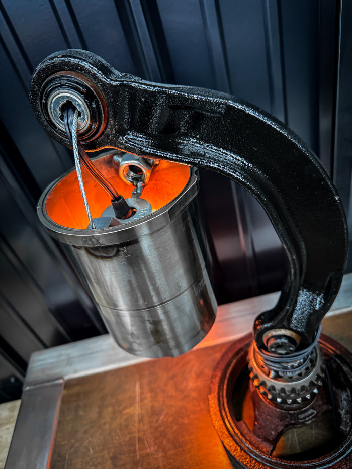 Piston Sleeve Lamp
