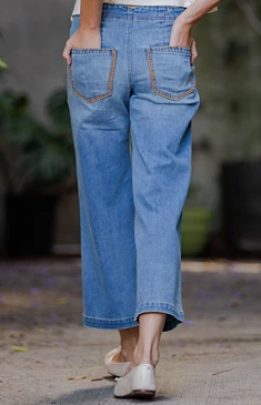 Whipstitch Pocket Cropped Pants